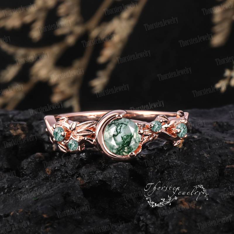 Unique Inspired Moss Agate Engagement Ring Rose Gold Moon Star Promise Leaf Green Gemstone Statement Dainty Rings For Women von ThorstenOpos