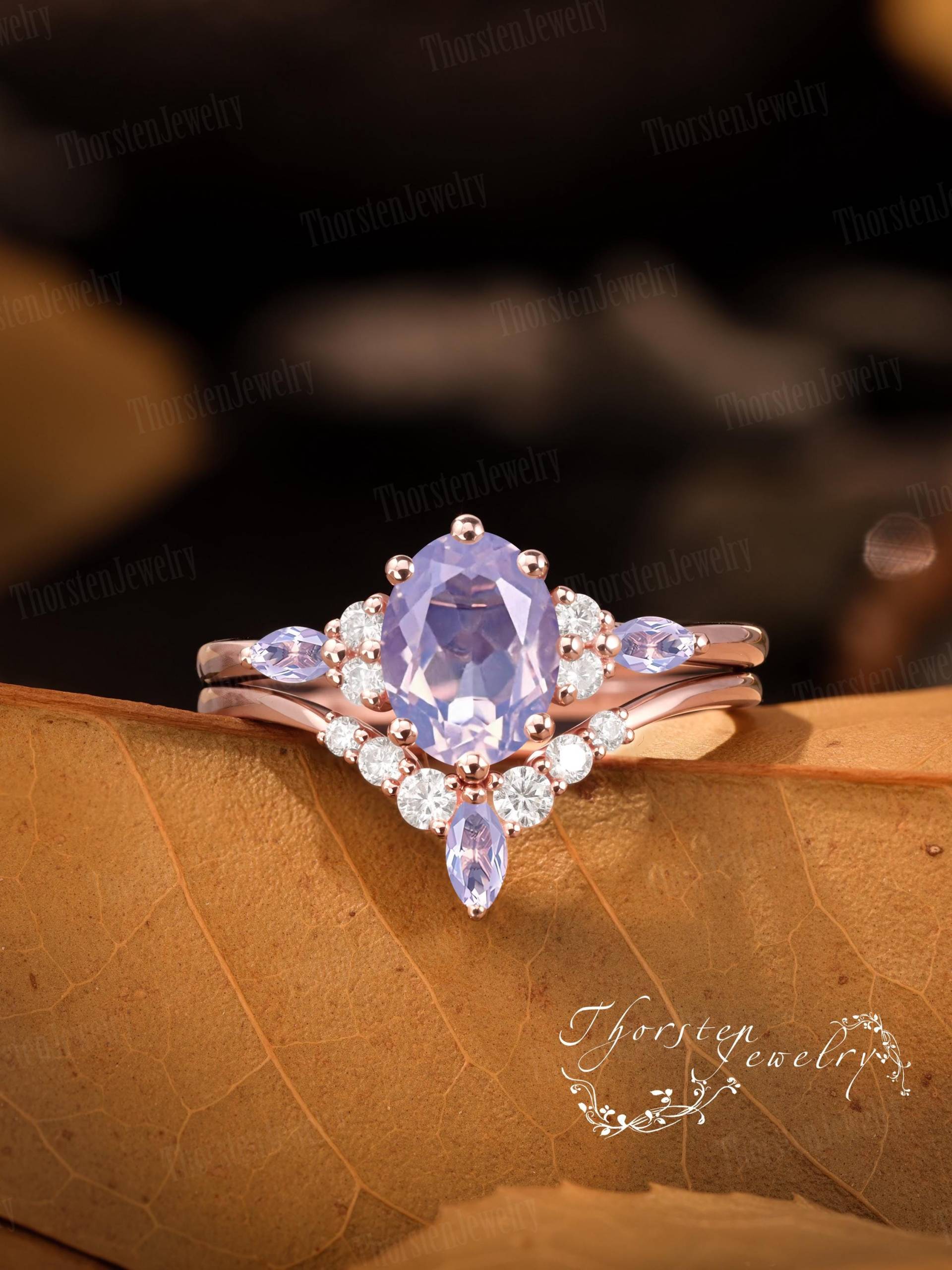 Vintage Oval Cut Lavender Amethyst Engagement Ring Sets Solid Rose Gold Promise Bridal Unique Art Deco Cluster Gift For Her von ThorstenOpos