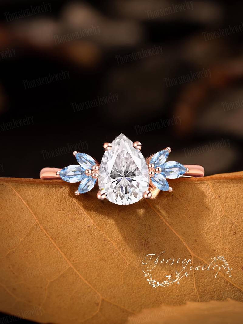 Vintage Pear Moissanite Engagement Ring Rose Gold Promise Cluster Art Deco Bridal Handmade Jewelry Gifts Gift For Her Vintage Pear Moissanite Engagement Ring Rose Gold Promise Cluster Art Deco Bridal Handmade Jewelry Gifts Gift For Her von ThorstenOpos