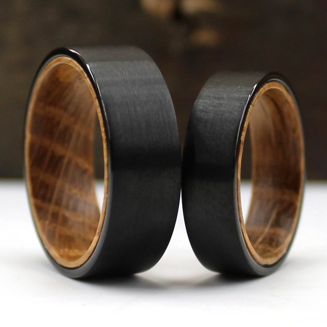 Der Tiberius Ring, Holzring, Whiskyfassring, Verlobungsring, Ehering, Jubiläumsring, Ringpaar, Verklebte Ringe von ThorumCo