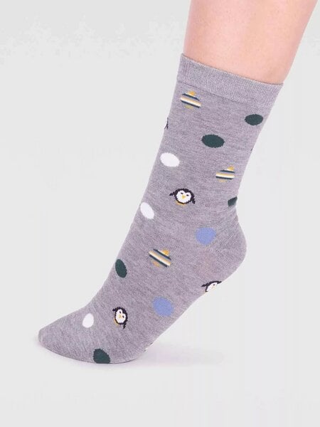 Thought Baumwoll-Socken mit Pinguin Motiv Modell: Neva von Thought