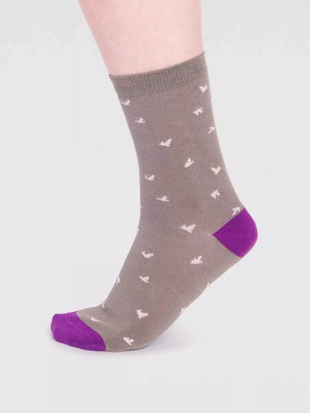 Thought Baumwoll-Socken mit Vogel Motiv Modell: Wren von Thought