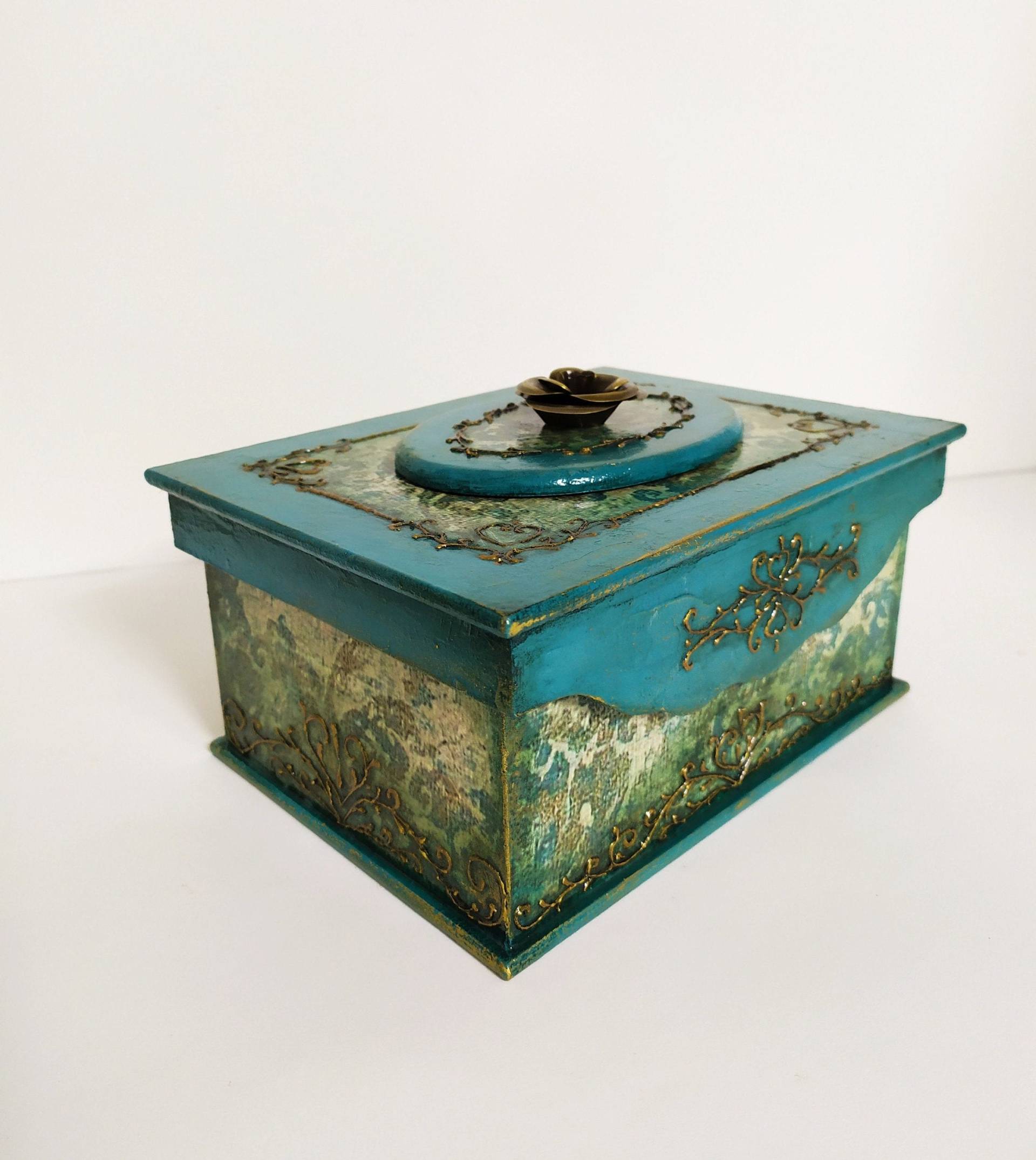 Handgefertigte Schmuckschatulle/Schmuckaufbewahrung Besonderes Geschenk Handgemachte Dekorative Box Mit Konturliner-Details von Thoulie