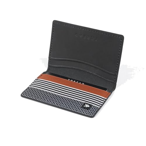 Schlanke, minimalistische Faltbörse für Damen und Herren mit RFID | kleines elastisches Kreditkartenetui für Fronttasche, Braun/Schwarz, Classic von Thread Wallets