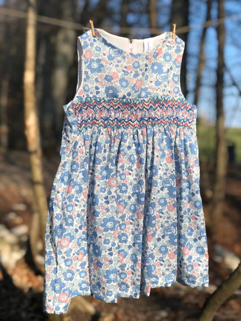 Liberty Of London Kleid Betsy Mit Smocks von ThreadNeedlesKnots