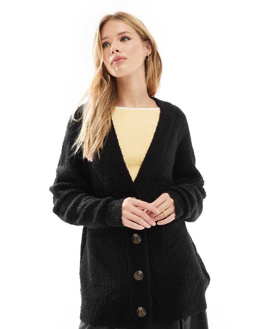 Threadbare - Angeraute Strickjacke in Schwarz von Threadbare