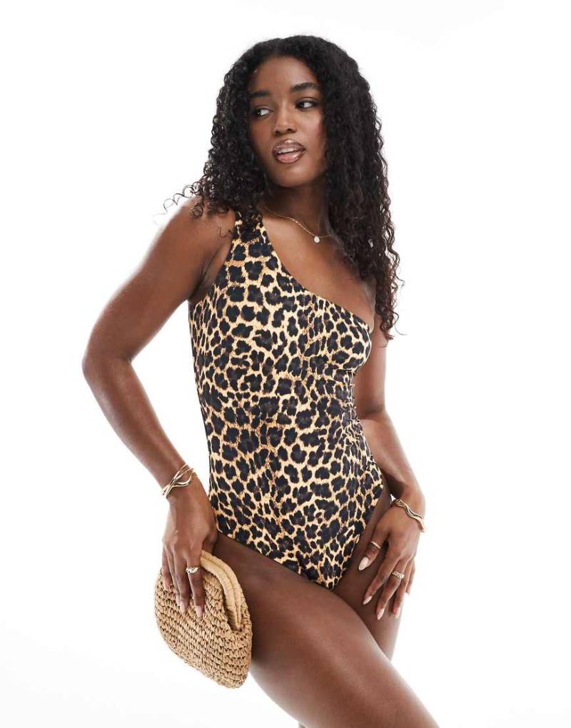 Threadbare - Badeanzug mit One-Shoulder-Träger und Leopardenmuster-Braun von Threadbare