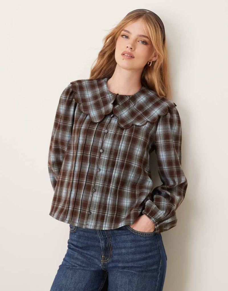 Threadbare - Blau karierte Bluse mit Bubikragen von Threadbare