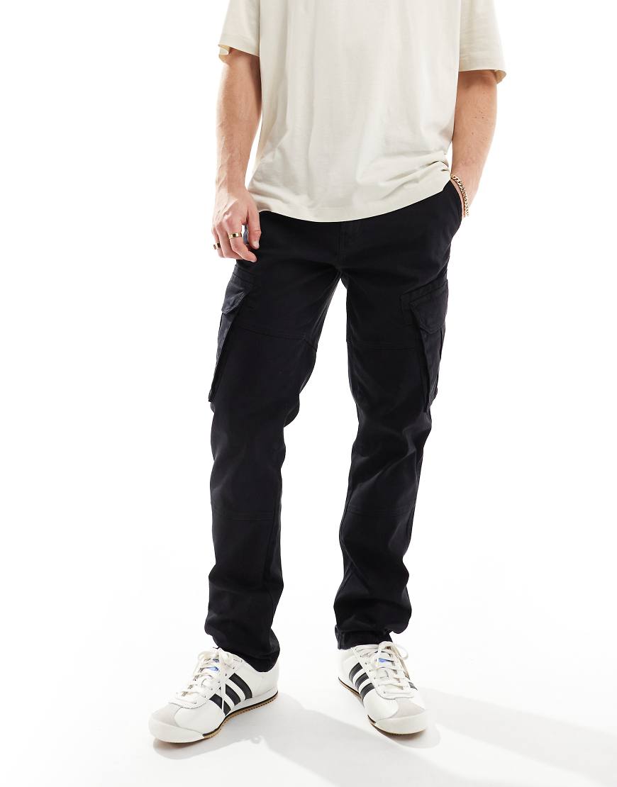 Threadbare - Cargohose in verwaschenem Schwarz Threadbare - Cargohose in verwaschenem Schwarz von Threadbare