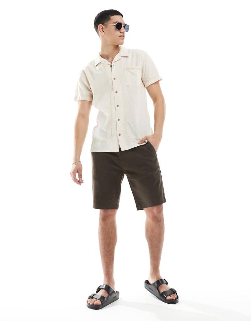 Threadbare - Chino-Shorts in Schokoladenbraun von Threadbare