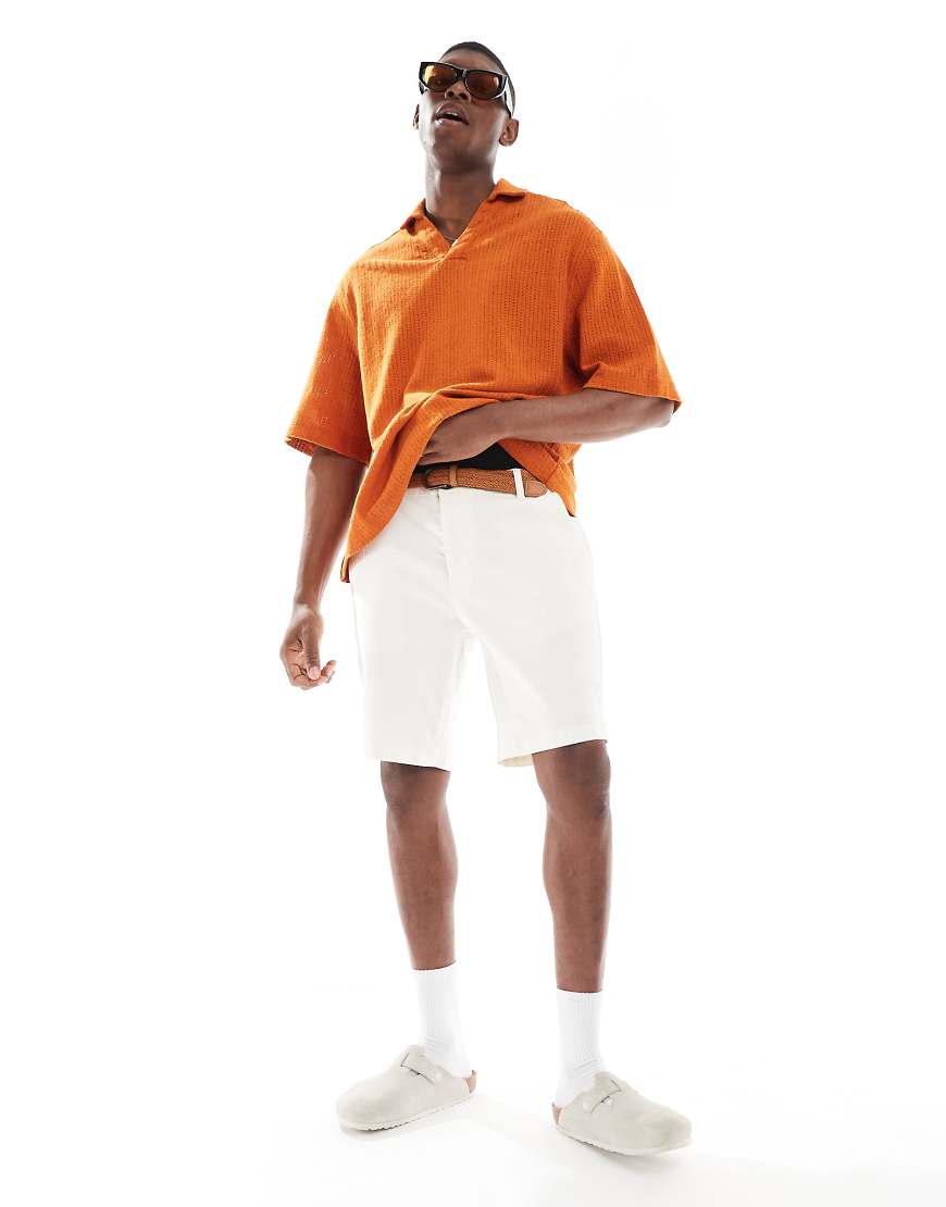 Threadbare - Chino-Shorts mit hohem Baumwollanteil in Weiß Threadbare - Chino-Shorts mit hohem Baumwollanteil in Weiß von Threadbare