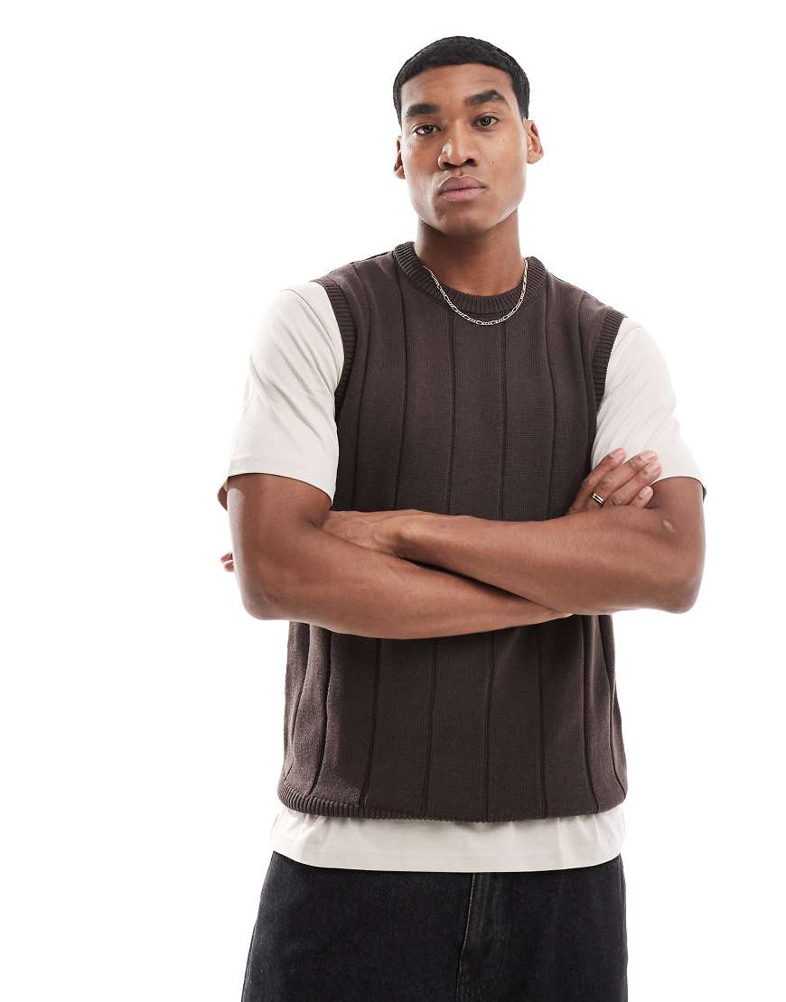 Threadbare - Gerippter Strickpullunder in Braun mit Rundhalsausschnitt von Threadbare