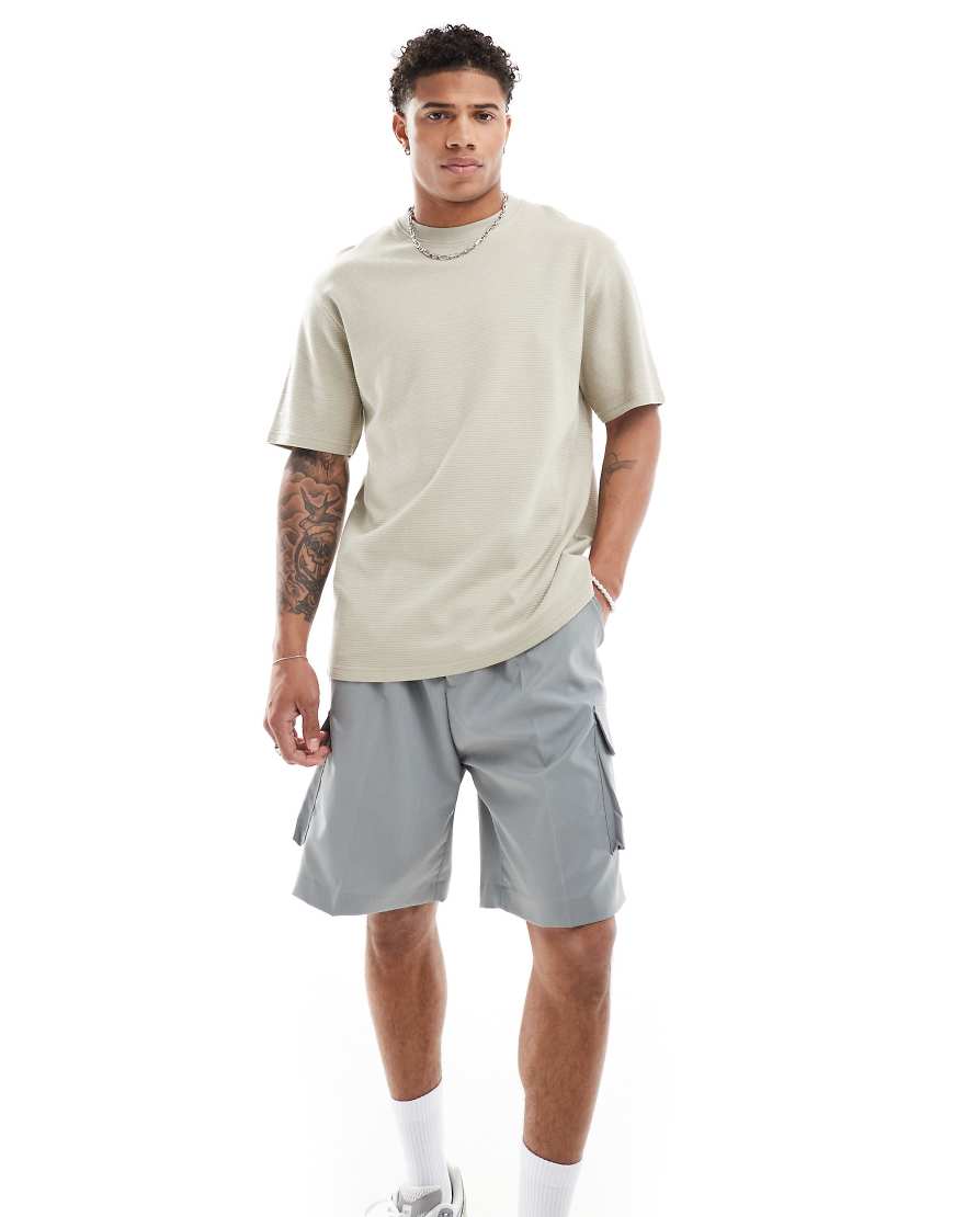 Threadbare - Geripptes T-Shirt in Stein mit Struktur-Neutral von Threadbare