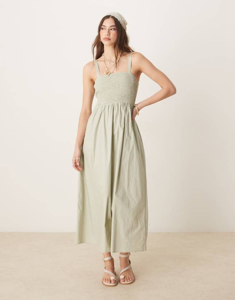 Threadbare - Gesmoktes Riemchen-Maxikleid in Grün von Threadbare