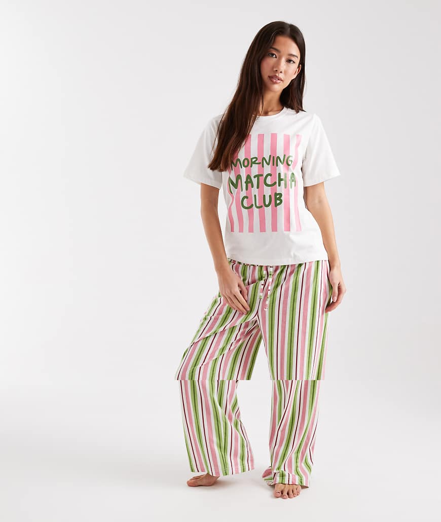 Threadbare - Gestreifter Pyjama-Set in Rosa und Grün mit T-Shirt und „Matcha"-Print von Threadbare