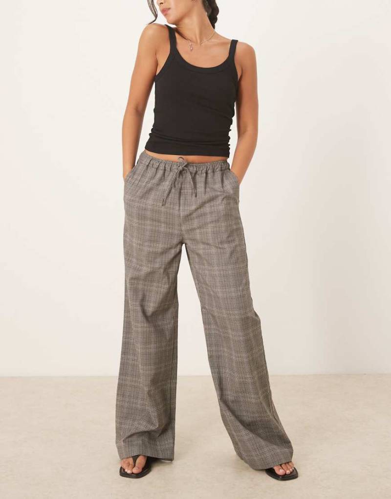 Threadbare - Karierte Hose mit geradem Bein in Braun von Threadbare
