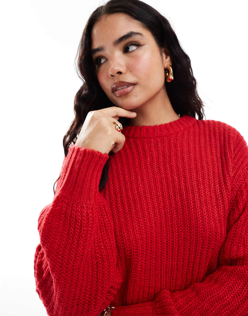 Threadbare - Kurz geschnittener Pullover in Rot mit Rundhalsausschnitt Threadbare - Kurz geschnittener Pullover in Rot mit Rundhalsausschnitt von Threadbare