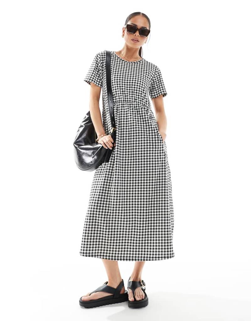Threadbare - Kurzärmeliges Midikleid aus Jersey mit schwarz-weißem Vichy-Karomuster und Taschen-Bunt von Threadbare