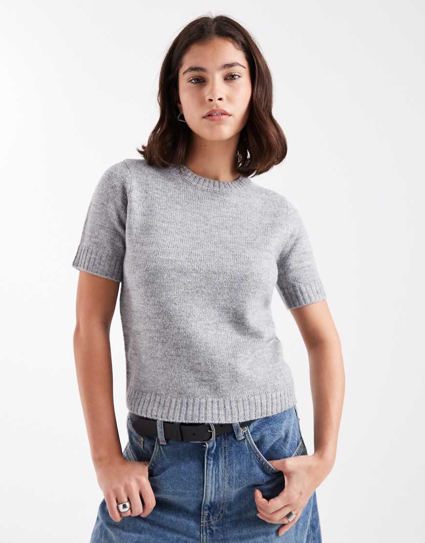 Threadbare - Kurzärmliges Strick-T-Shirt in Grau von Threadbare