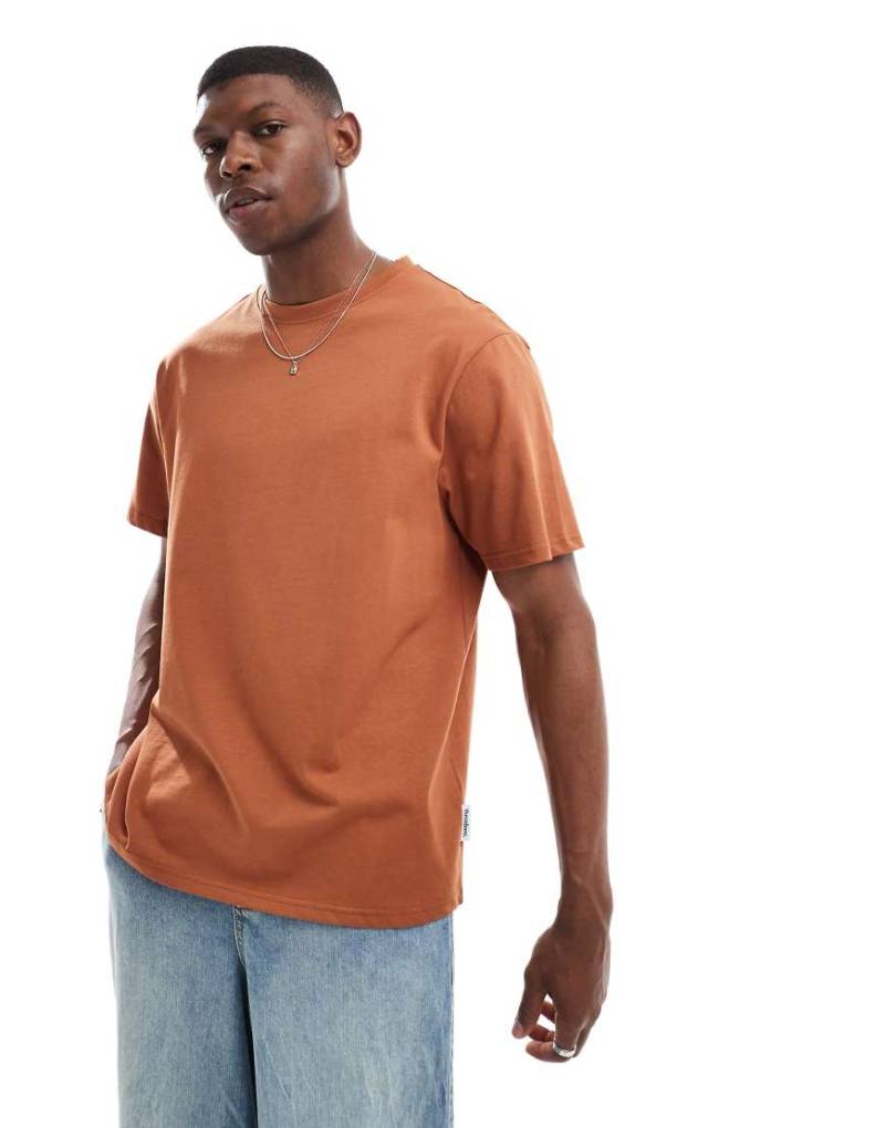 Threadbare - Lässig geschnittenes T-Shirt in gebranntem Orange, 220 g/m²-Braun von Threadbare