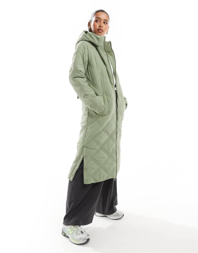 Threadbare - Lang geschnittener Steppmantel in Khaki-Grün von Threadbare