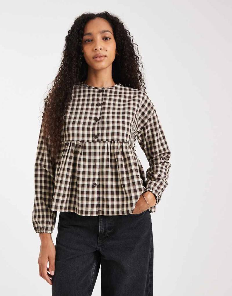 Threadbare - Langärmelige Bluse mit braunem Vichy-Karomuster, Knopfleiste und Schößchensaum-Brown Threadbare - Langärmelige Bluse mit braunem Vichy-Karomuster, Knopfleiste und Schößchensaum-Brown von Threadbare