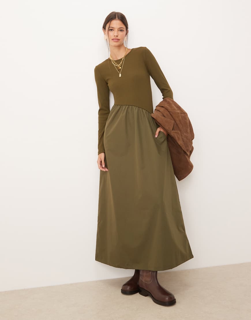 Threadbare - Langärmliges Midikleid in Khaki mit Rock aus Popeline-Grün Threadbare - Langärmliges Midikleid in Khaki mit Rock aus Popeline-Grün von Threadbare