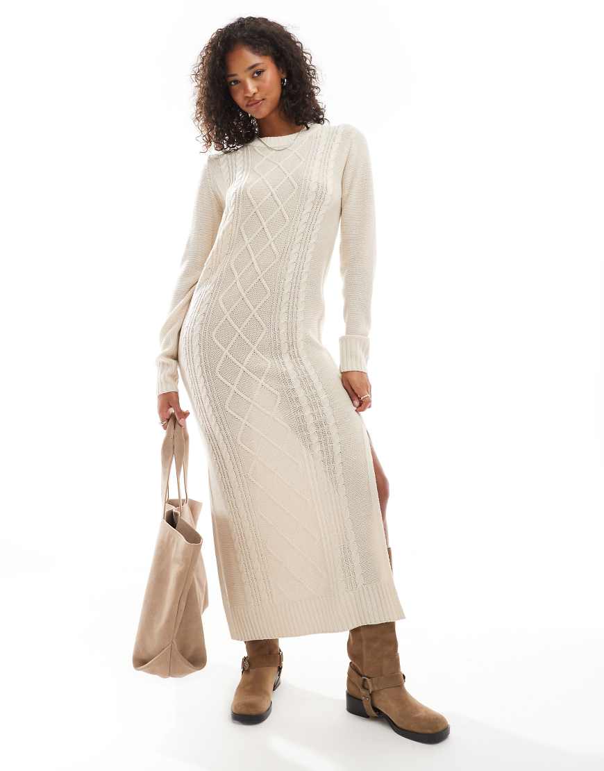 Threadbare - Maxi-Strickkleid in Cremeweiß mit Zopfmuster Threadbare - Maxi-Strickkleid in Cremeweiß mit Zopfmuster von Threadbare