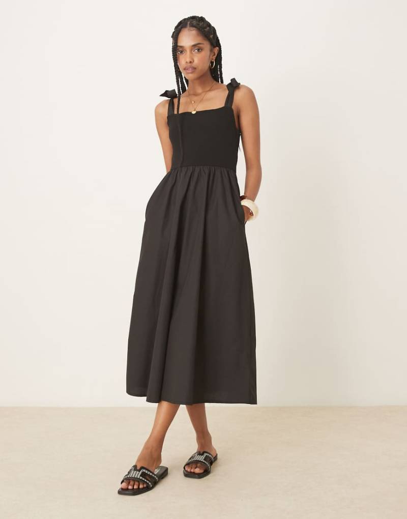 Threadbare - Midikleid aus Jersey in Schwarz mit gebundenen Trägern von Threadbare