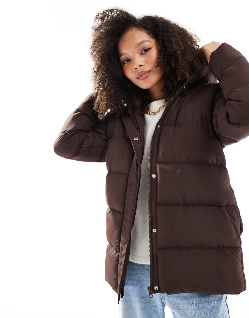 Threadbare - Mittellange Pufferjacke in Braun von Threadbare