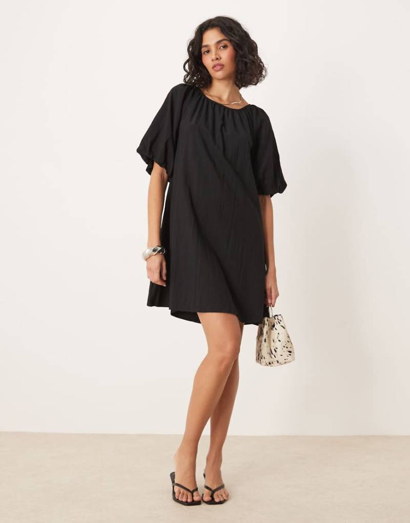 Threadbare - Popeline-Kleid in Schwarz mit Puffärmeln von Threadbare
