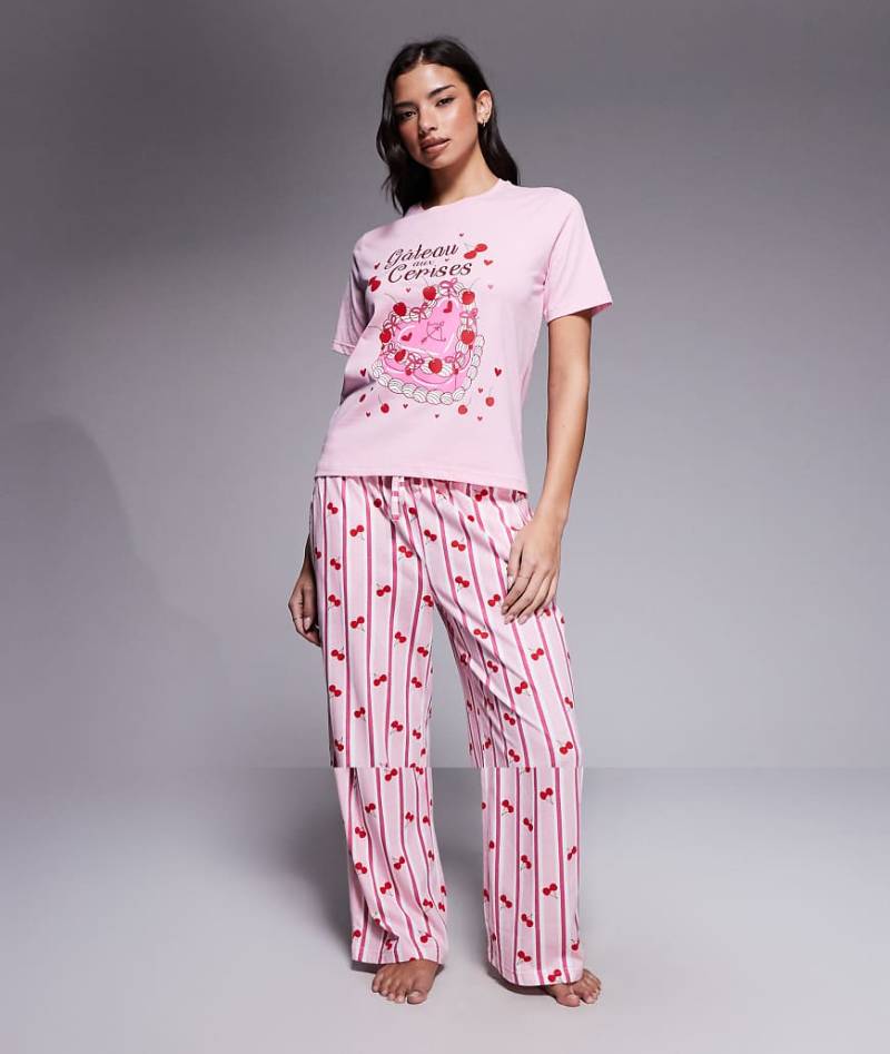 Threadbare - Valentines - Pyjama in Rosa mit Vintage-Kuchenaufdruck von Threadbare