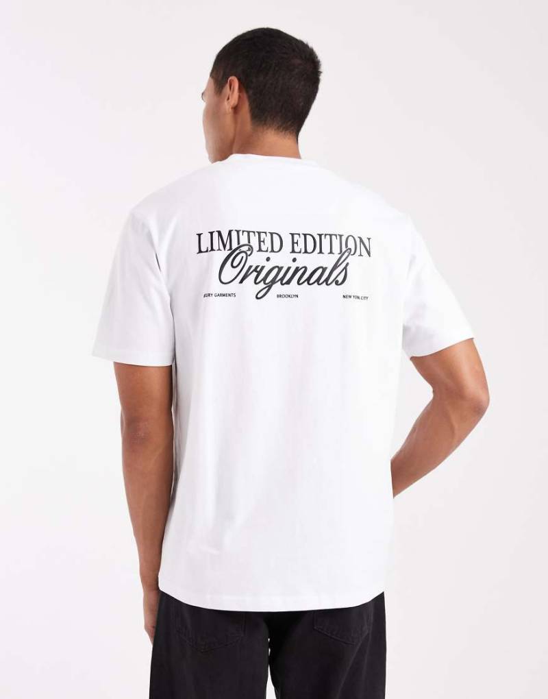 Threadbare - Relaxed-Fit-T-Shirt in Weiß mit „Originals"-Grafikprint Threadbare - Relaxed-Fit-T-Shirt in Weiß mit „Originals"-Grafikprint von Threadbare