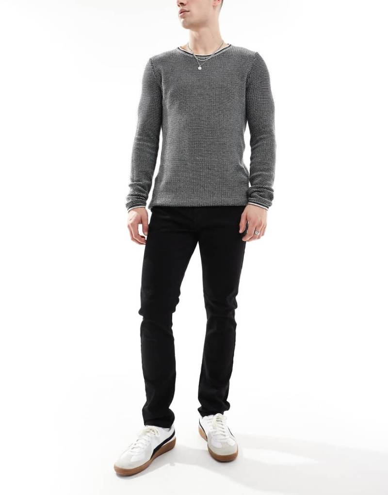 Threadbare - Schmal geschnittene Jeans in Schwarz von Threadbare