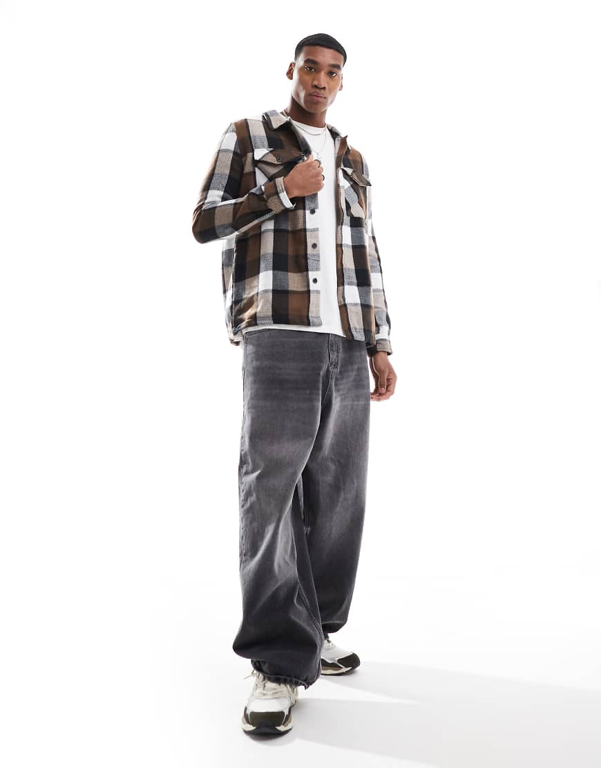 Threadbare - Schwere, angeraute Hemdjacke mit rostrotem Karo-Braun von Threadbare