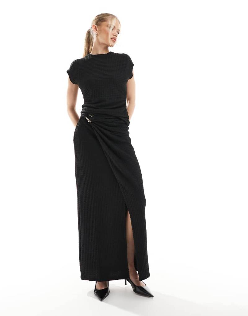 Threadbare - Strukturierter Maxirock in Schwarz mit goldfarbenem Besatz, Kombiteil von Threadbare