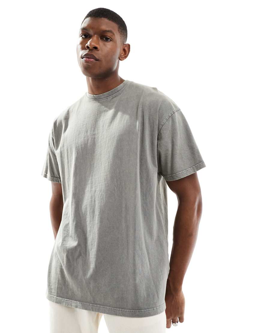 Threadbare - Stückgefärbtes Oversize-T-Shirt in Acid-Waschung-Grau Threadbare - Stückgefärbtes Oversize-T-Shirt in Acid-Waschung-Grau von Threadbare