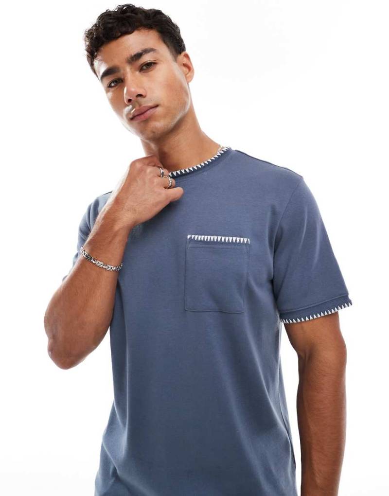 Threadbare - T-Shirt in Blau mit hohem Baumwollanteil und weißer Paspelierung, 200 g/m² von Threadbare