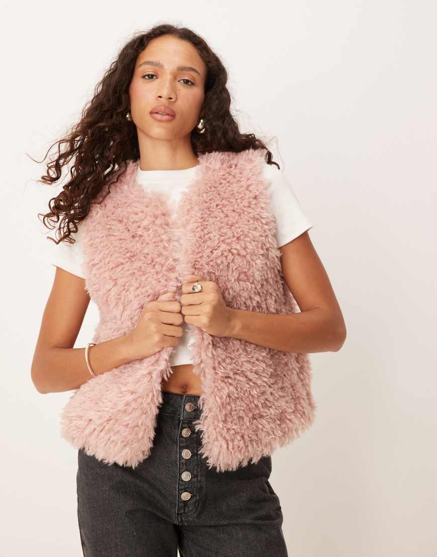 Threadbare - Weste aus Lammfellimitat in Rosa Threadbare - Weste aus Lammfellimitat in Rosa von Threadbare