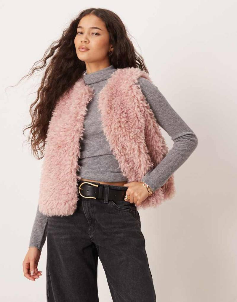 Threadbare - Weste aus Lammfellimitat in Rosa von Threadbare