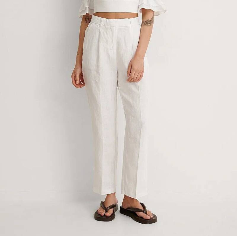 Weiße High Waist Tapered Leinenhose, Knöchellange Leinenhose von Threadconnect