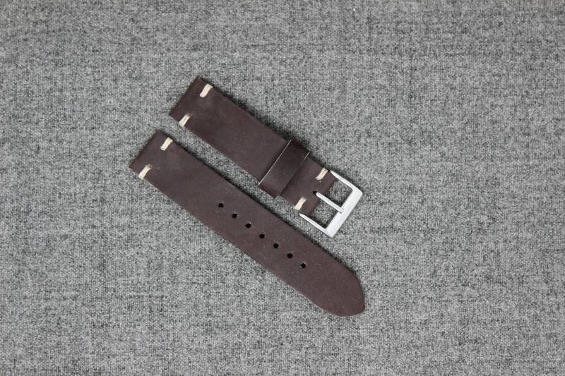 Uhrenarmband Aus Leder | Horween Brown Dryden Mit Naturfaden Der Hudson-Riemen von ThreadedLeatherCo