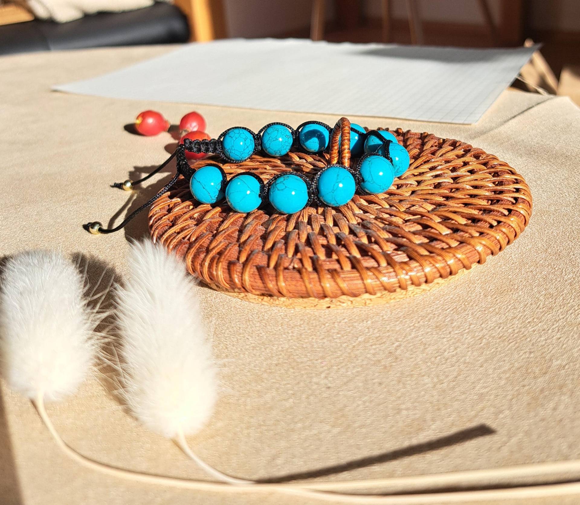Turquoise Howlite Beaded Bracelet - Handmade Adjustable Boho For Women & Men Turquoise Howlite Beaded Bracelet - Handmade Adjustable Boho For Women & Men von ThreadoraCat