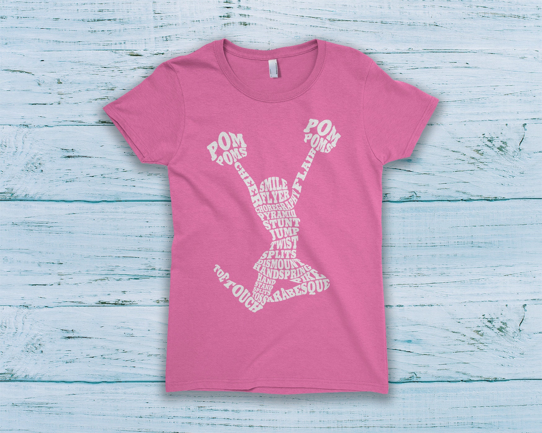 Cheerleader Cheer Typografie Kinder Jugend Mädchen Ausgestattet T-Shirt von Threadrock