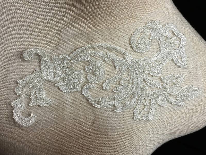 Braut Applikation, Hochzeit Silber Schnurgebunden Applique, Alecon Venise Bestickte Patch Braut Applikation, Hochzeit Silber Schnurgebunden Applique, Alecon Venise Bestickte Patch von Threads2Trends