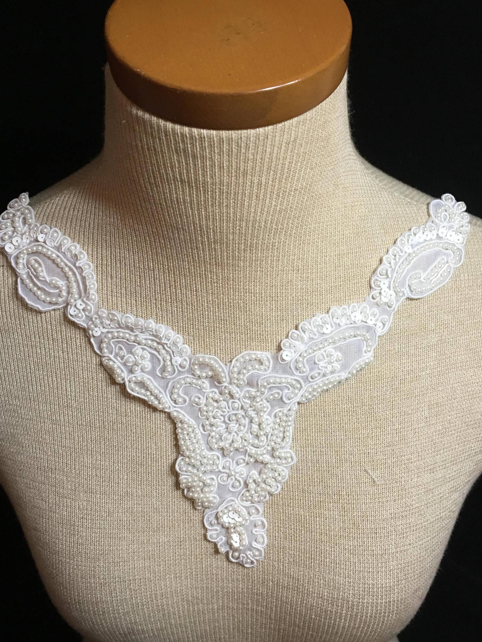 Vintage Applikation, Hochzeits-Applikationen, Perlen, Applikationen, Perlen Pailletten Bestickte Spitze Applikation Vintage Applikation, Hochzeits-Applikationen, Perlen, Applikationen, Perlen Pailletten Bestickte Spitze Applikation von Threads2Trends