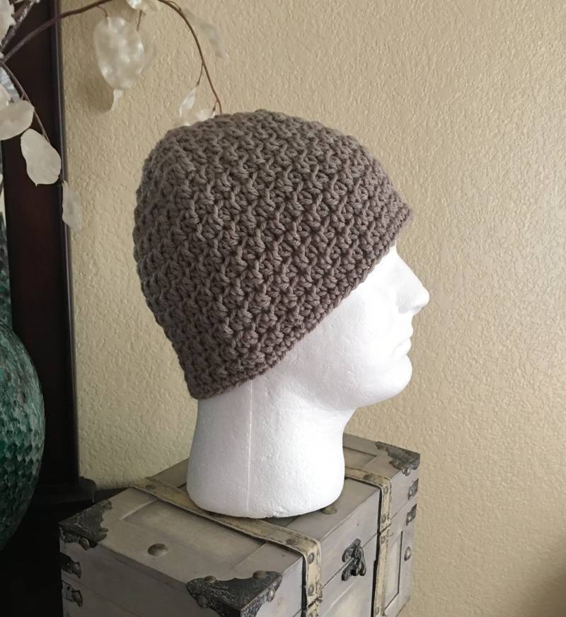 Häkelmütze Warme Gestrickte Skimütze Häkelmütze Warme Gestrickte Skimütze von ThreadsMadeCozy