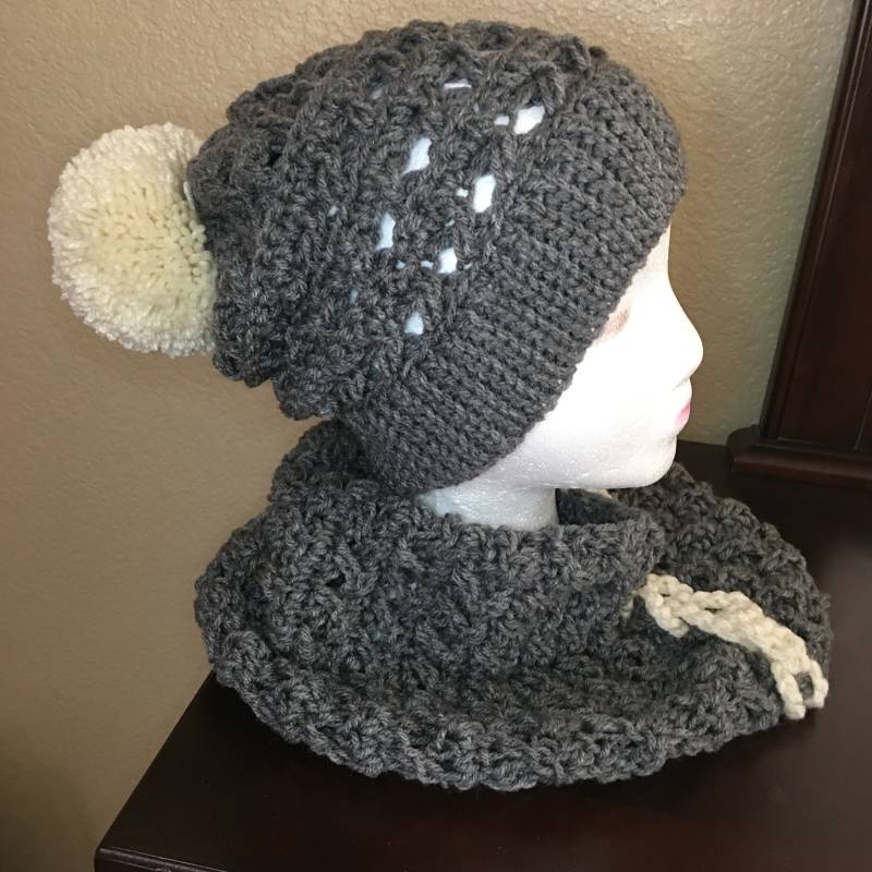 Halswärmer, Gehäkelte Mütze Set, Mütze, Größen Teenager/Klein/Medium von ThreadsMadeCozy