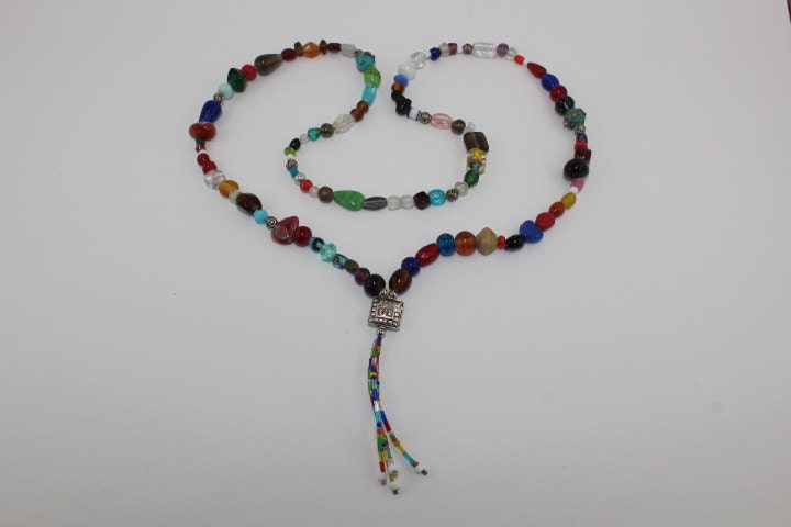 Multi-Farbigen Glas Halskette Multi-Farbigen Glas Halskette von ThreeHensDesigns