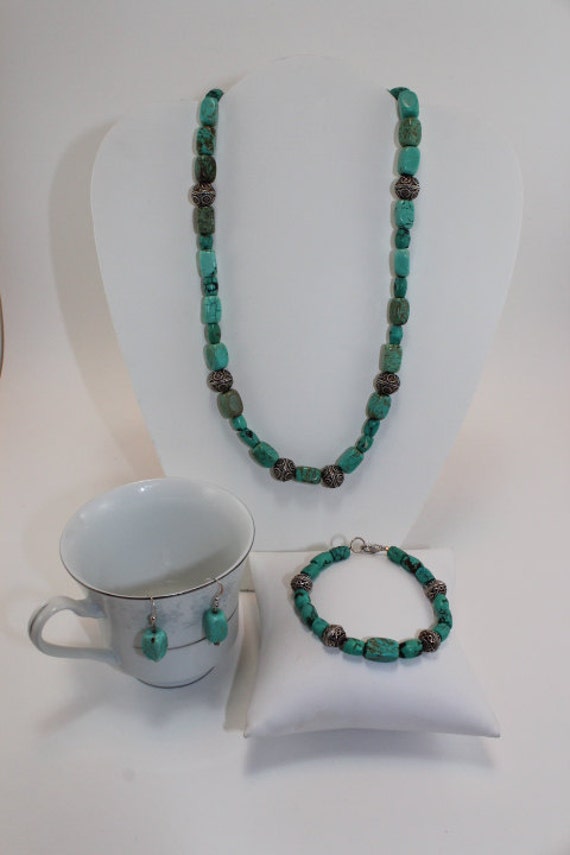 Türkis Collier-Set Türkis Collier-Set von ThreeHensDesigns